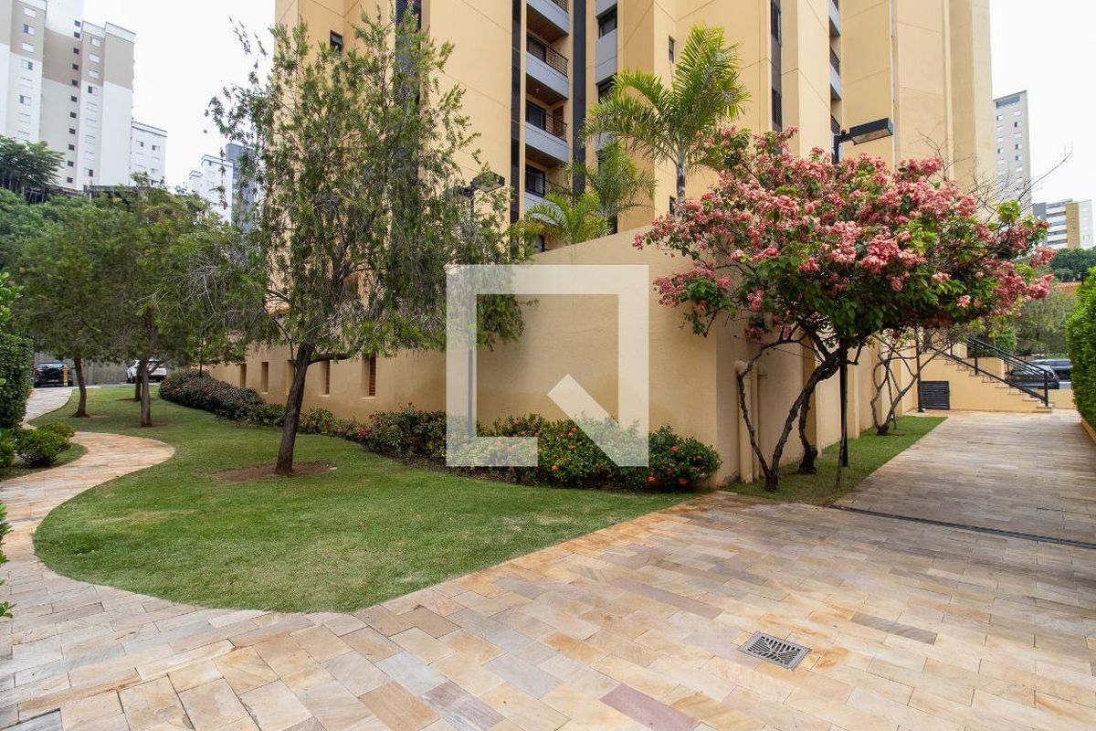 Apartamento à Venda - Mansões Santo Antônio, 2 Quartos,  70 m2 em , Campinas - sp | SoloBR