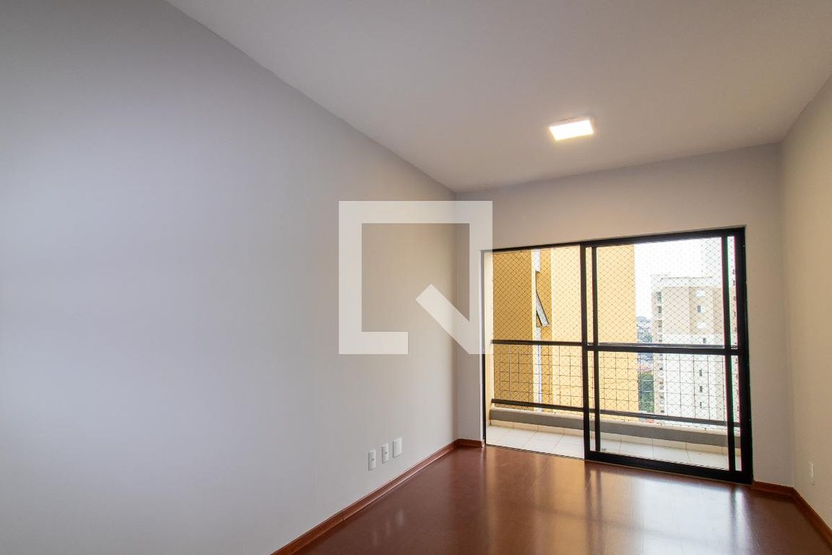Apartamento à Venda - Mansões Santo Antônio, 2 Quartos,  70 m2 em , Campinas - sp | SoloBR