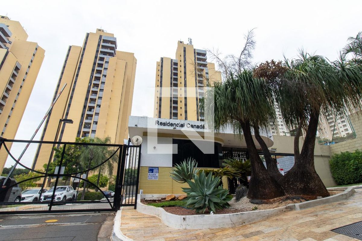Apartamento à Venda - Mansões Santo Antônio, 2 Quartos,  70 m2 em , Campinas - sp | SoloBR