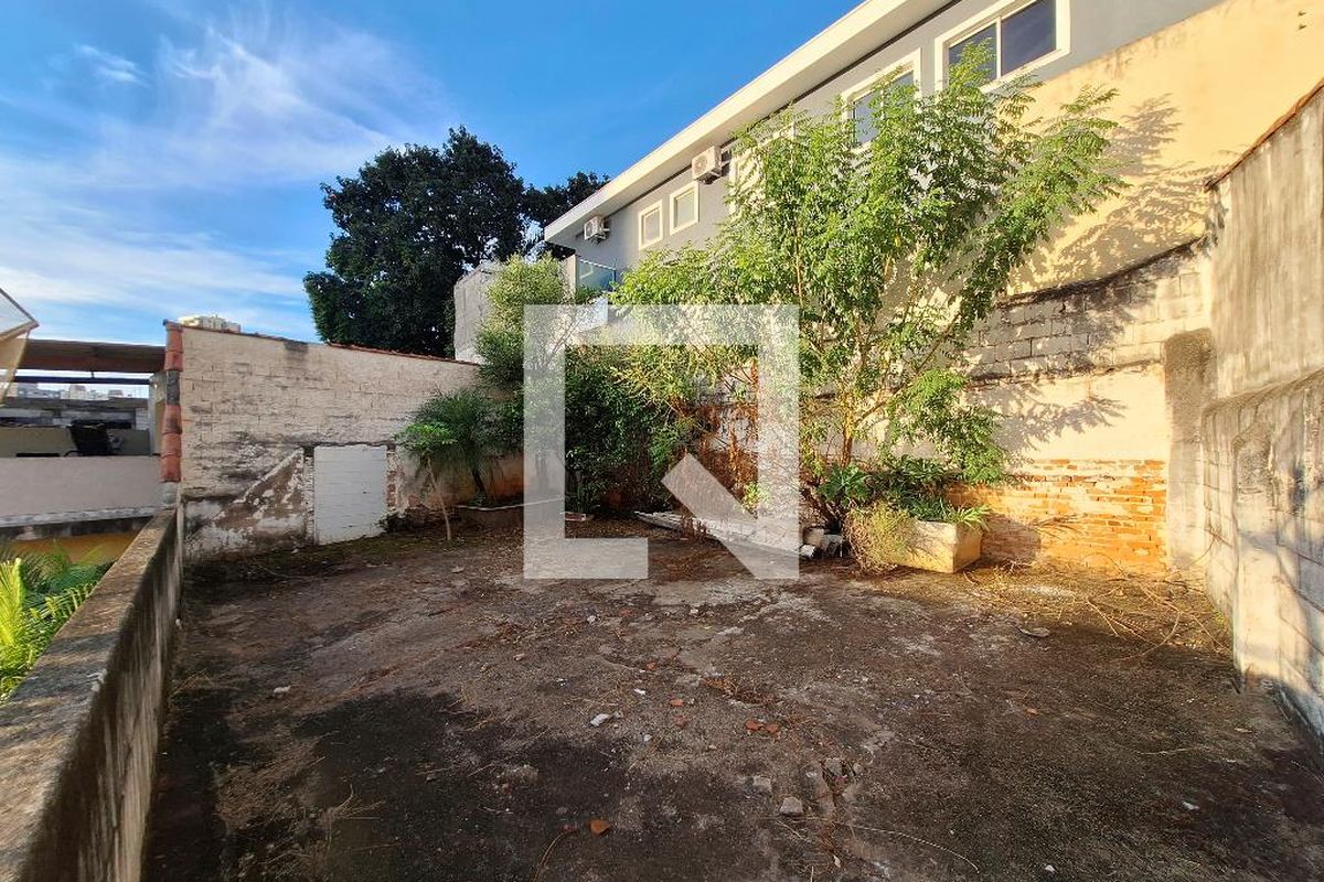 Casa, 4 quartos, 215 m² - Foto 36