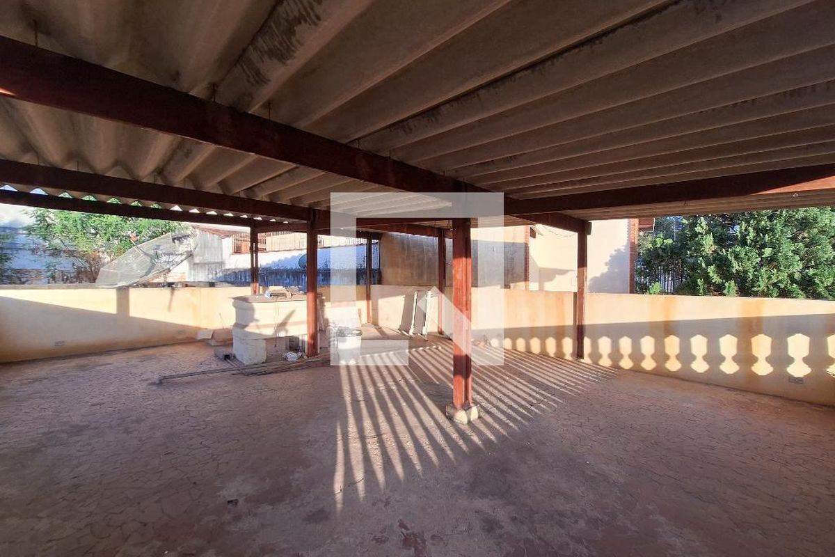 Casa, 4 quartos, 215 m² - Foto 38