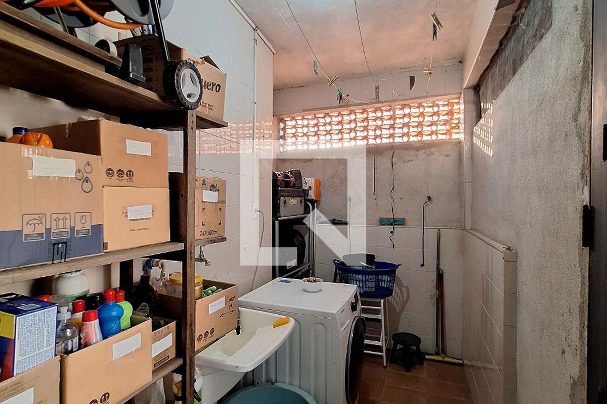 Casa, 4 quartos, 215 m² - Foto 29