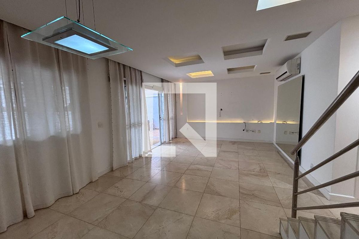 Casa, 4 quartos, 240 m² - Foto 3