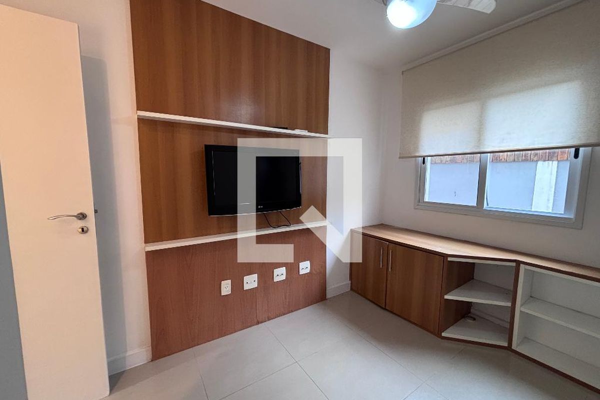 Casa, 4 quartos, 240 m² - Foto 11