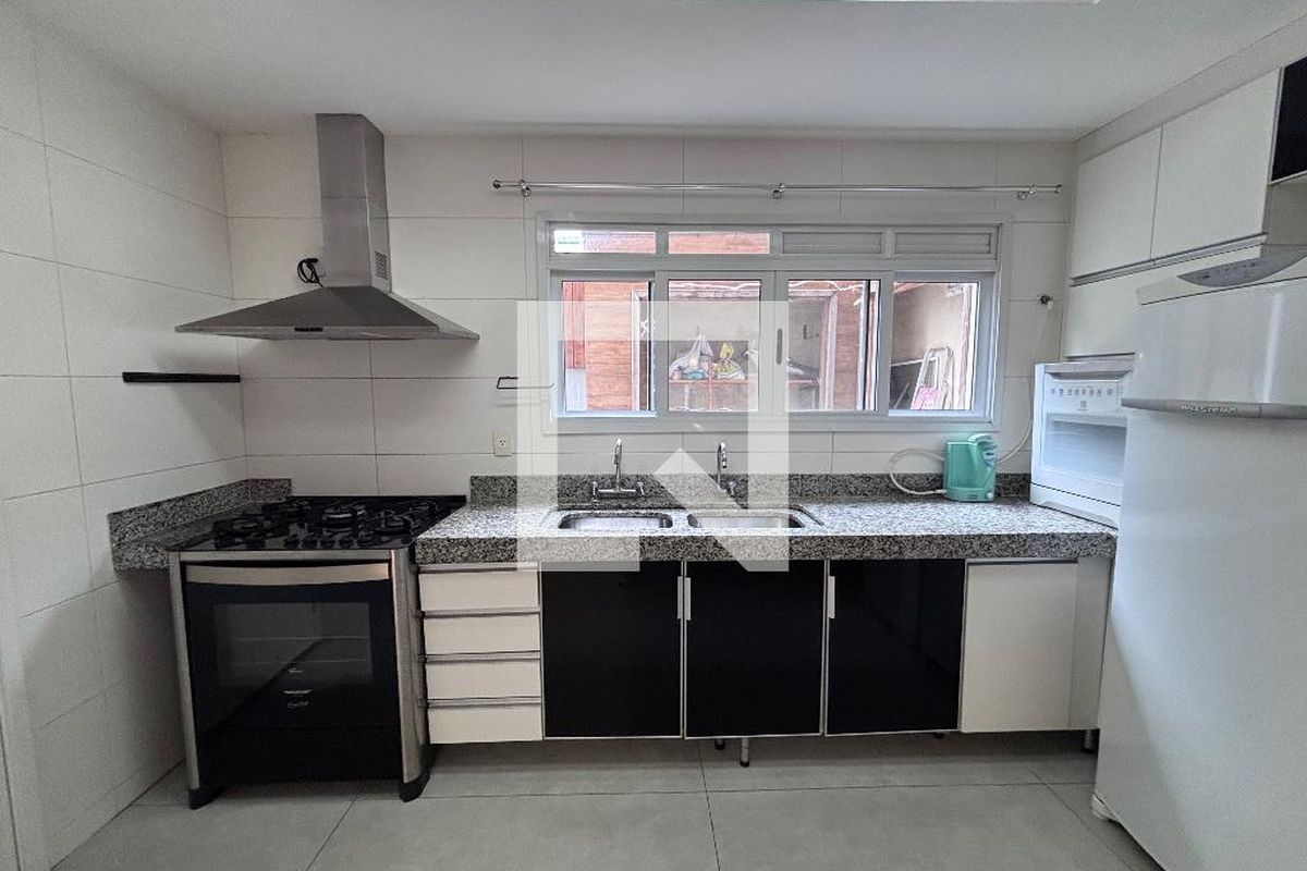 Casa, 4 quartos, 240 m² - Foto 63