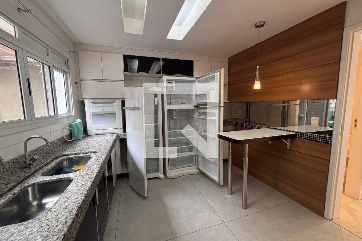Casa, 4 quartos, 240 m² - Foto 60