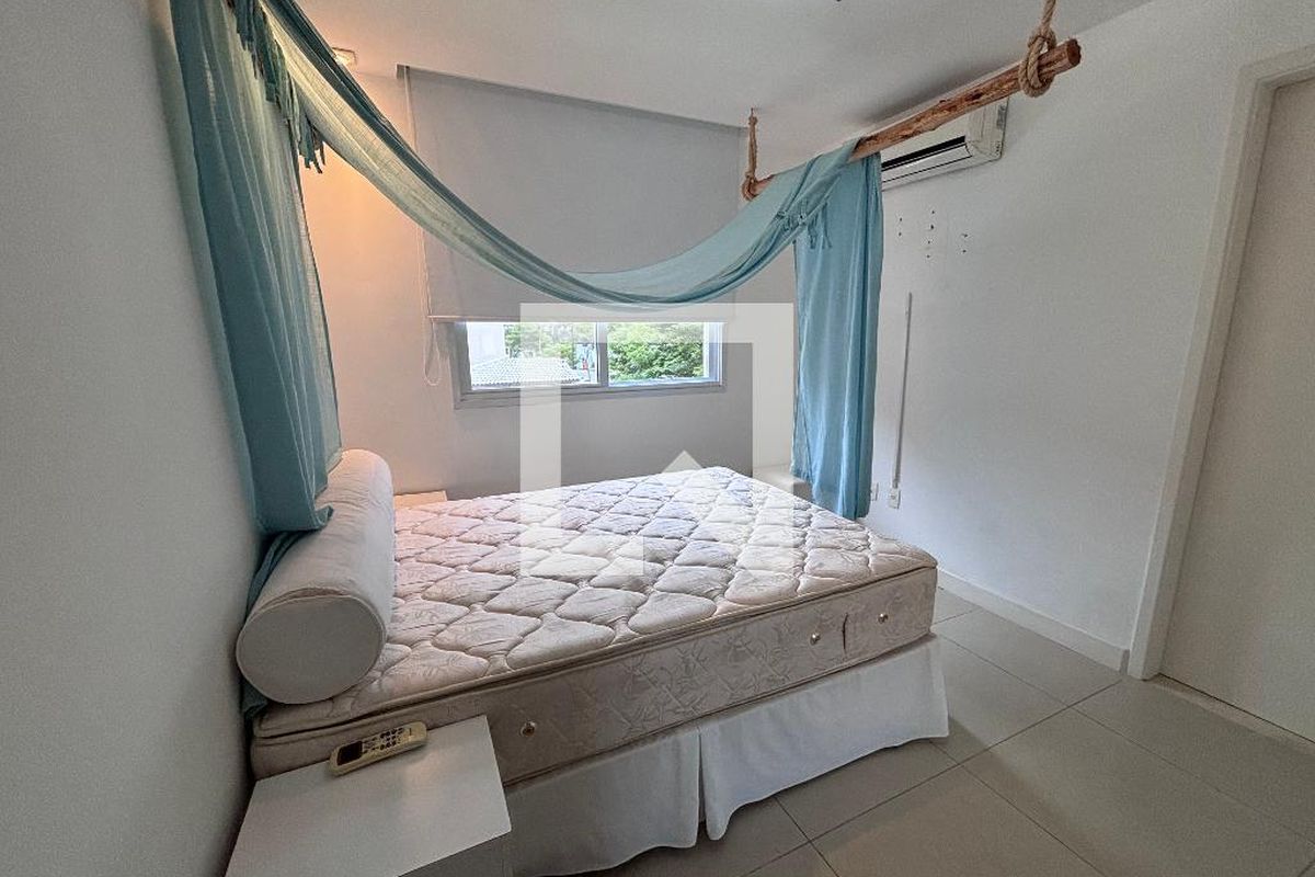 Casa, 4 quartos, 240 m² - Foto 34