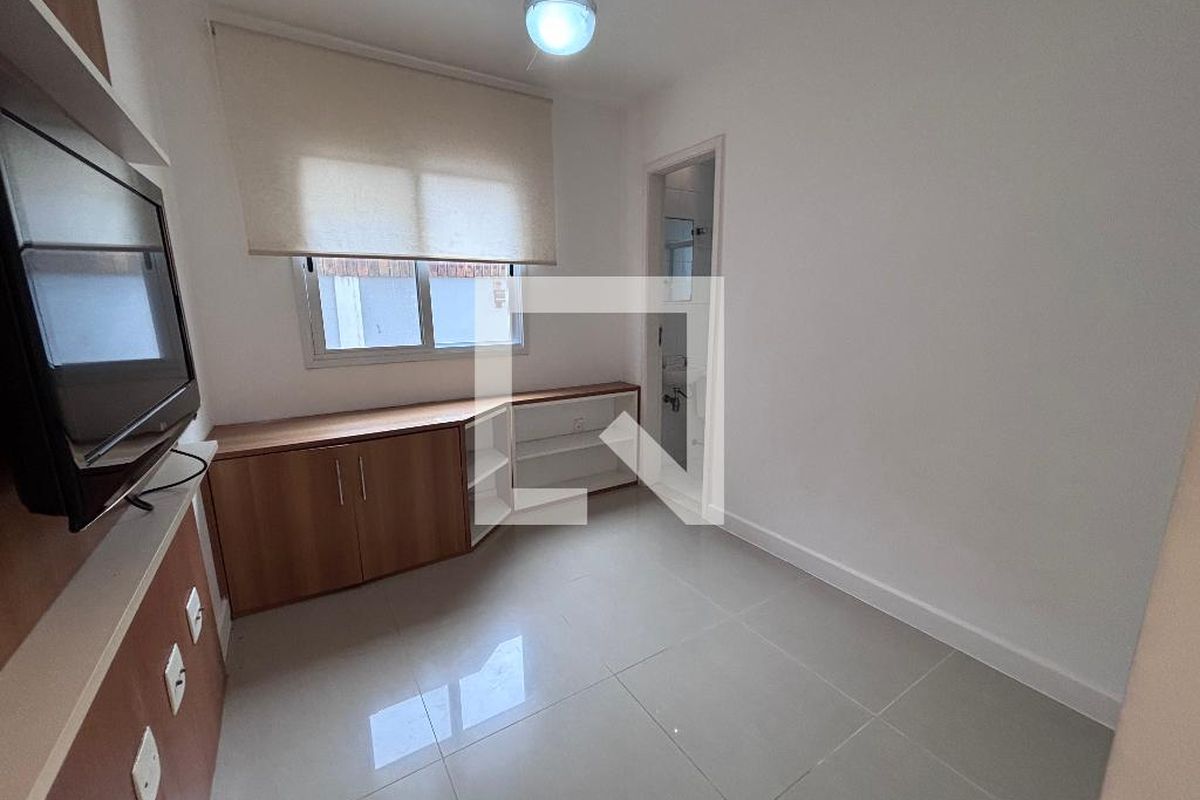 Casa, 4 quartos, 240 m² - Foto 10