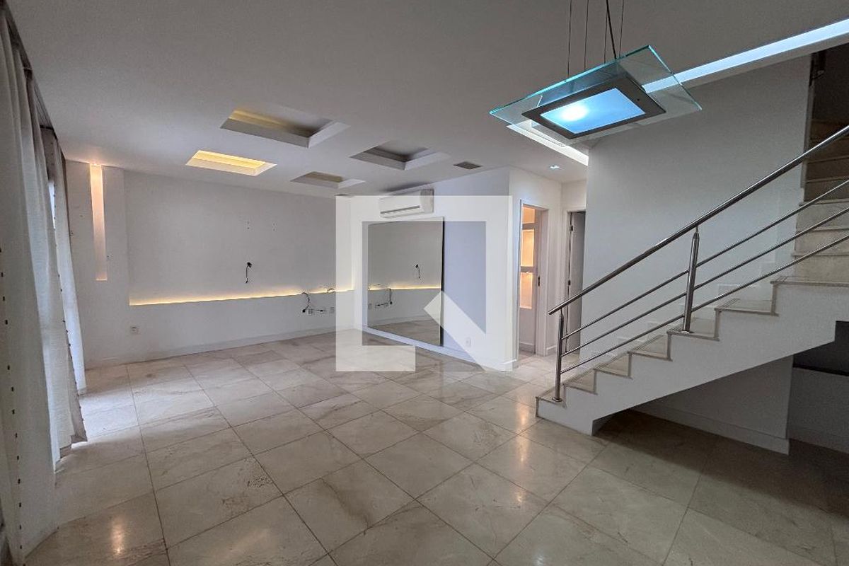 Casa, 4 quartos, 240 m² - Foto 4