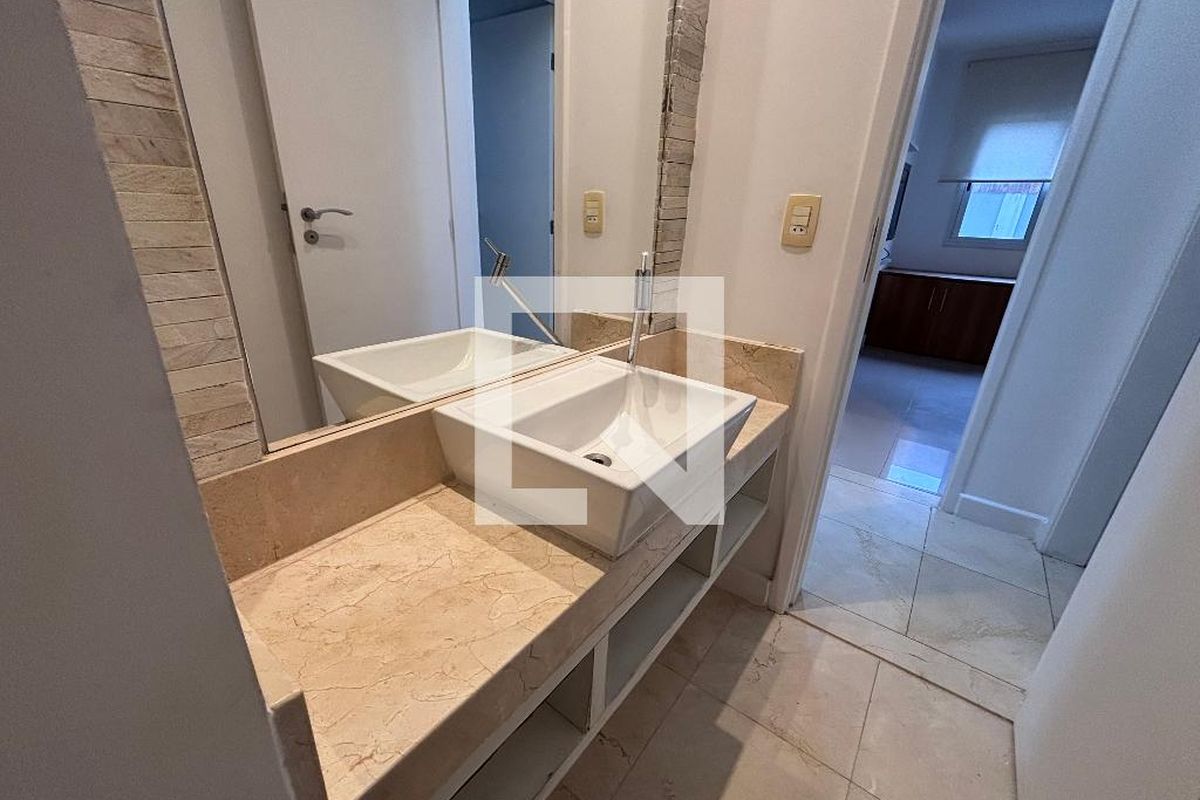 Casa, 4 quartos, 240 m² - Foto 9