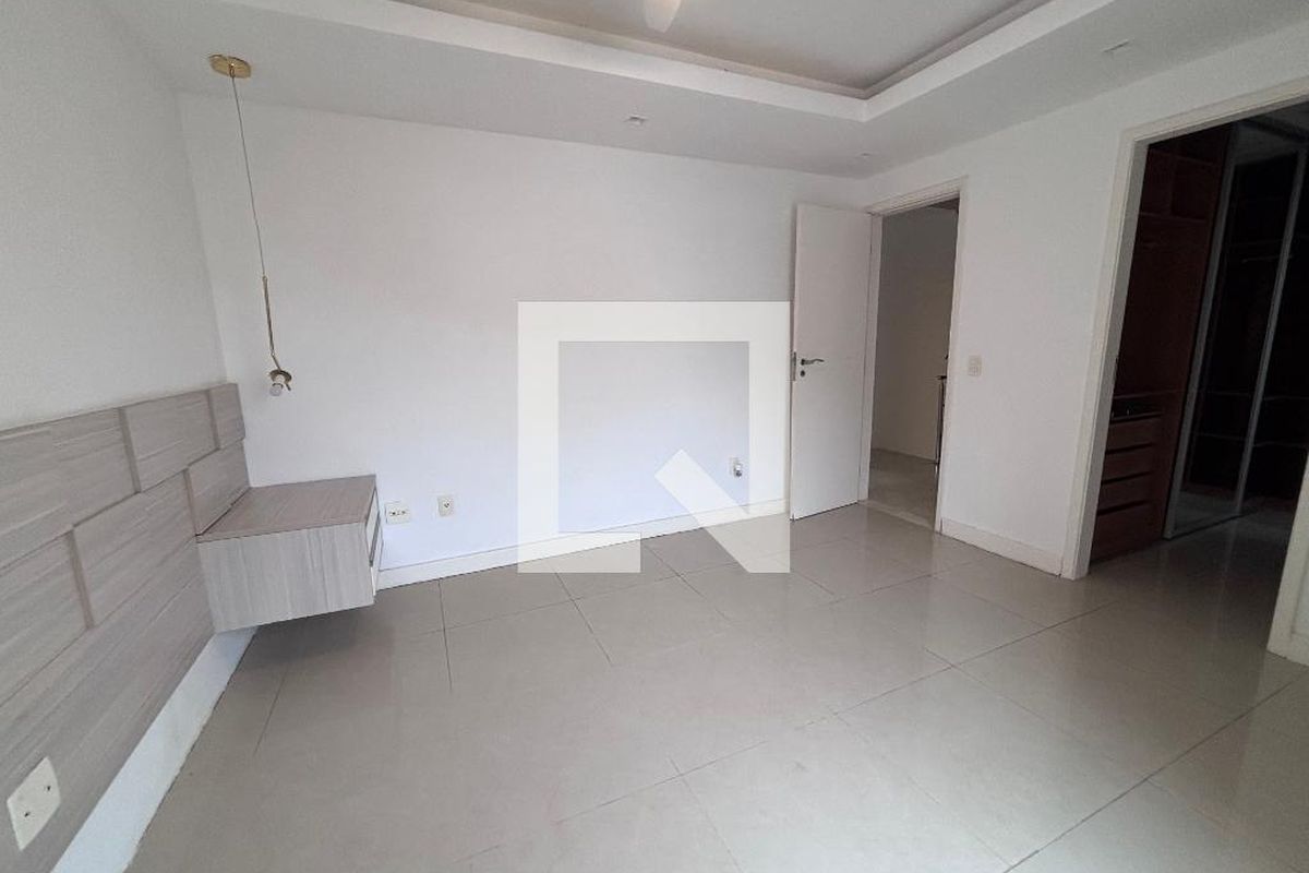 Casa, 4 quartos, 240 m² - Foto 22