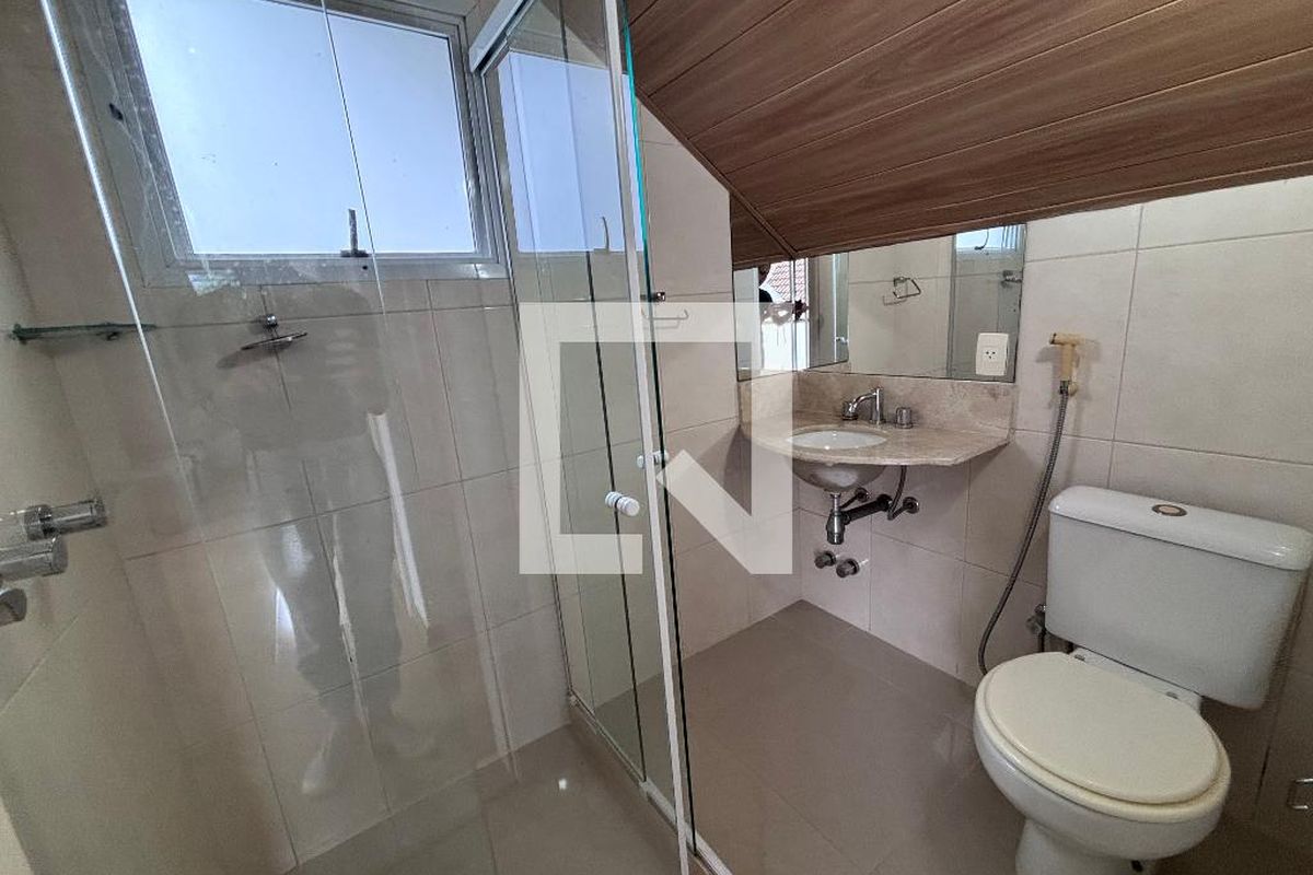 Casa, 4 quartos, 240 m² - Foto 56