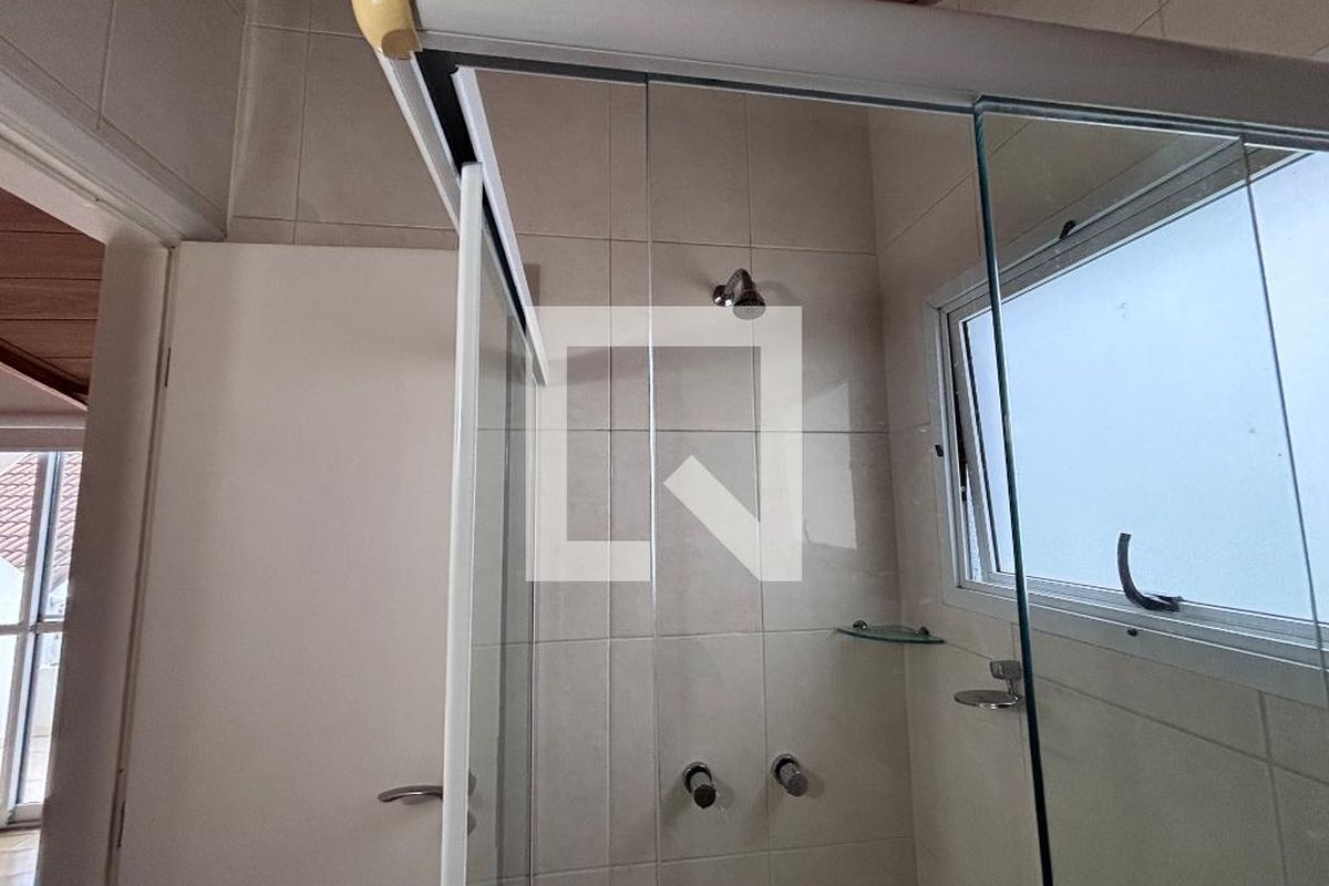 Casa, 4 quartos, 240 m² - Foto 58