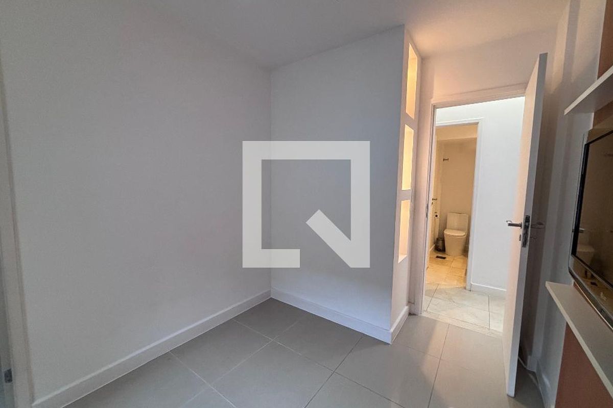 Casa, 4 quartos, 240 m² - Foto 14