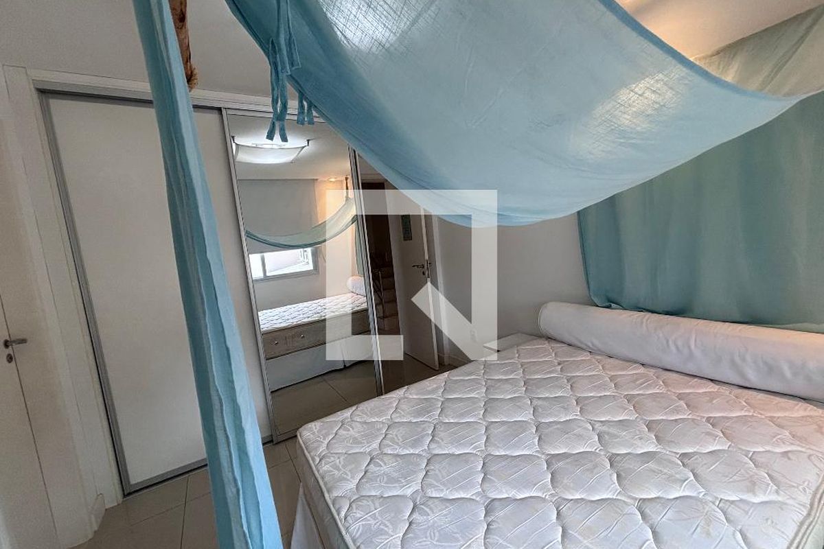 Casa, 4 quartos, 240 m² - Foto 37