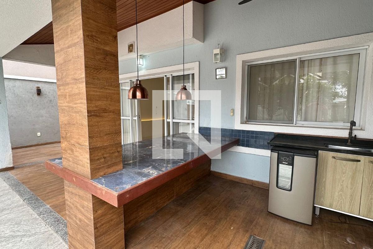 Casa, 4 quartos, 240 m² - Foto 71