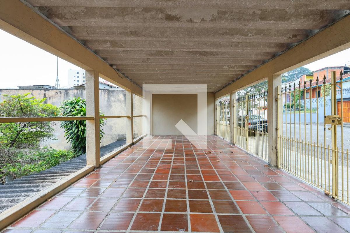 Casa, 3 quartos, 250 m² - Foto 33