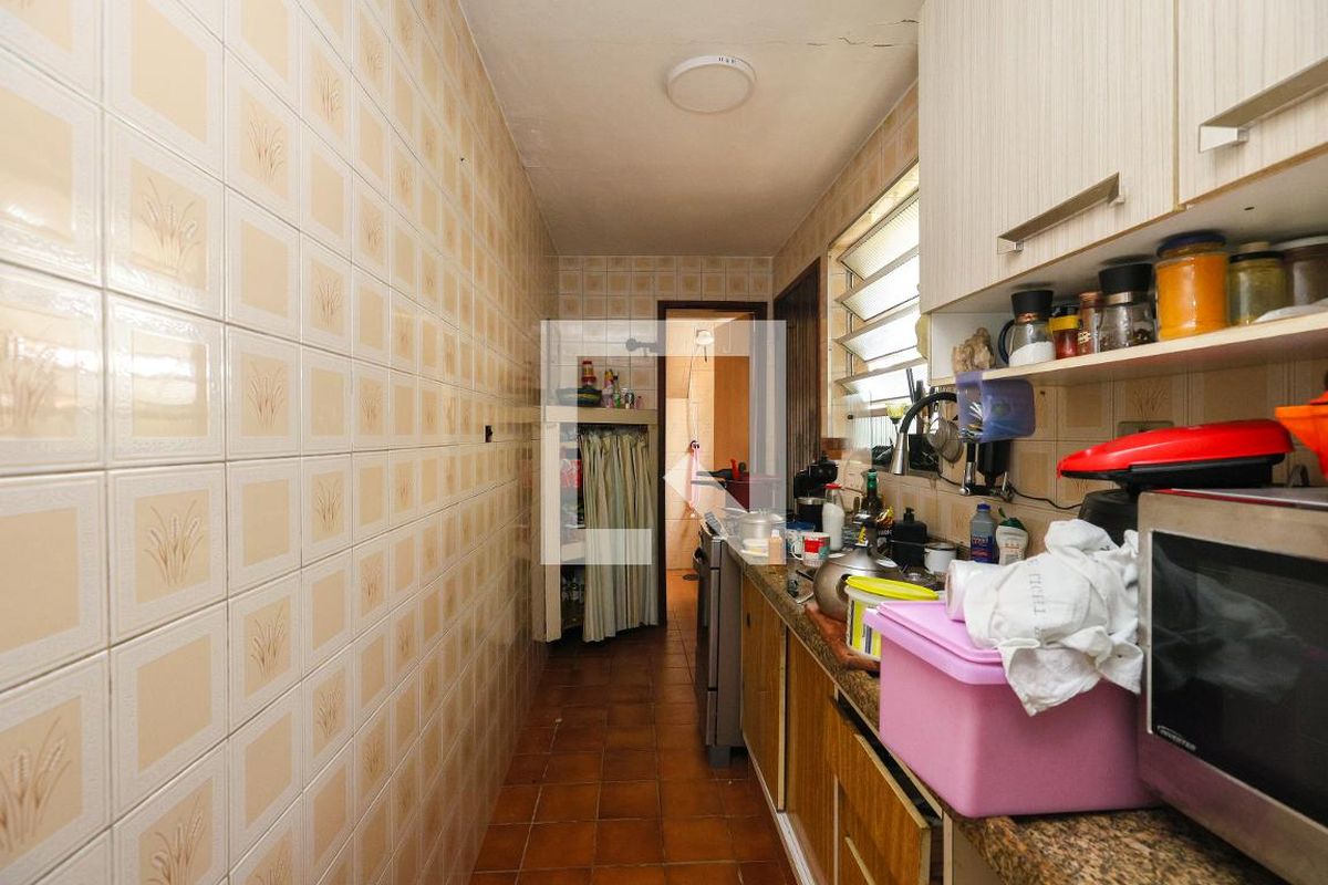Casa, 3 quartos, 250 m² - Foto 13