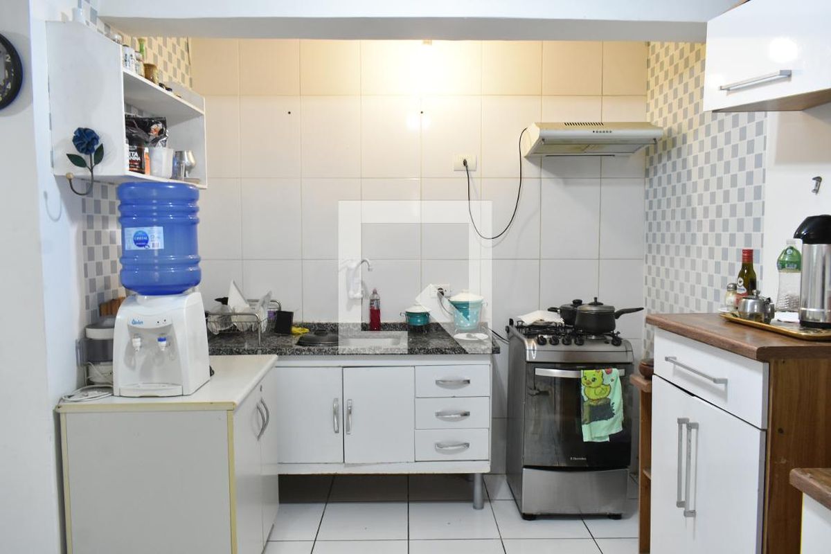 Casa, 3 quartos, 210 m² - Foto 38