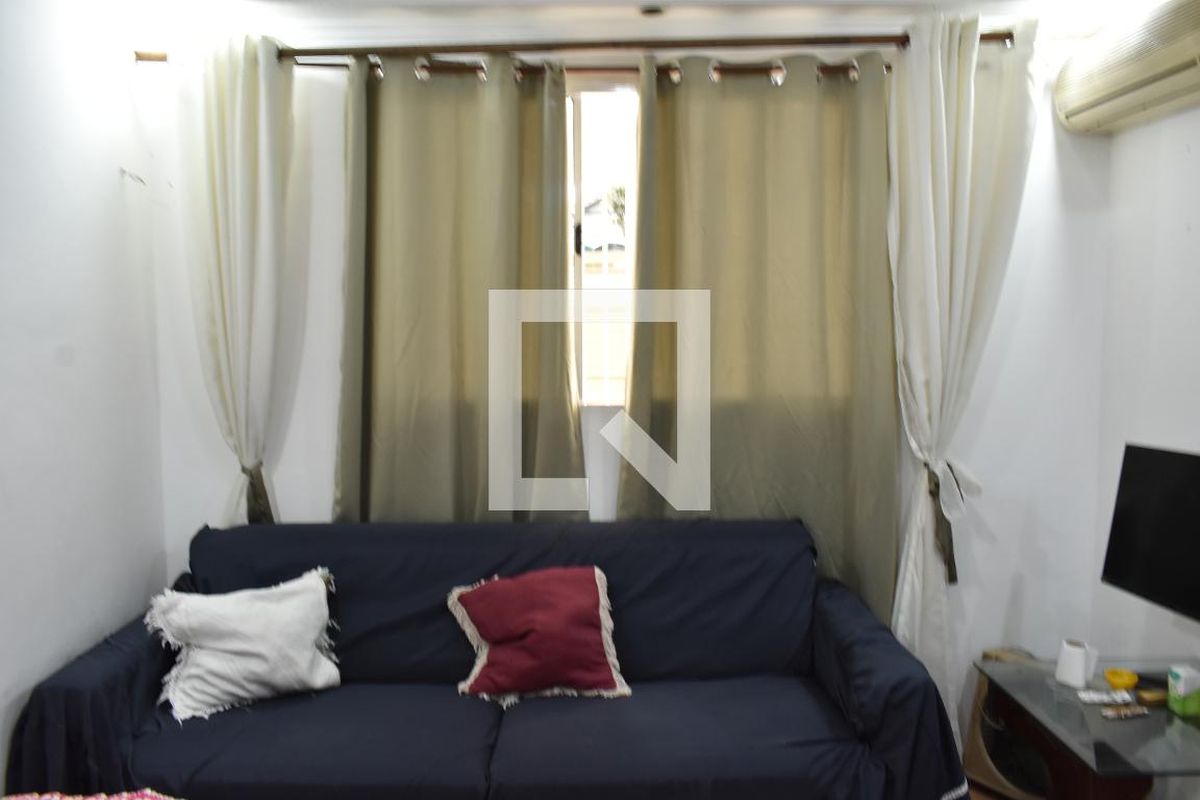 Casa, 3 quartos, 210 m² - Foto 2