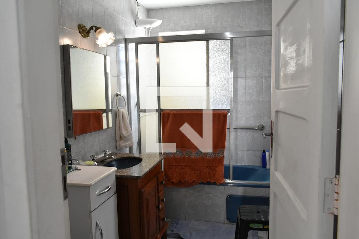 Casa, 3 quartos, 210 m² - Foto 13