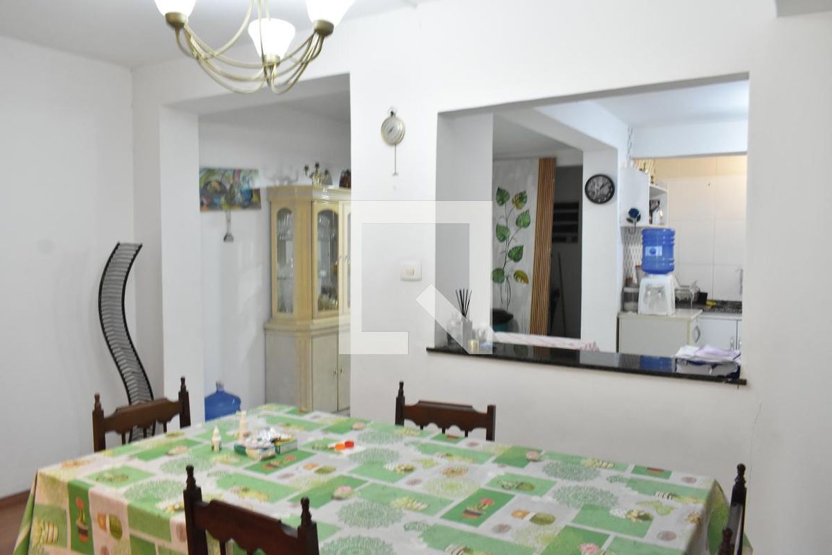 Casa, 3 quartos, 210 m² - Foto 33