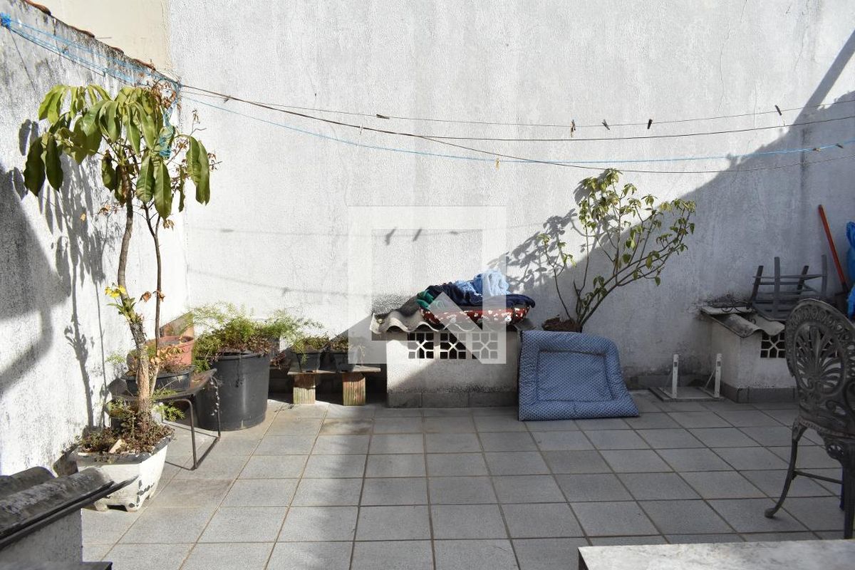 Casa, 3 quartos, 210 m² - Foto 27