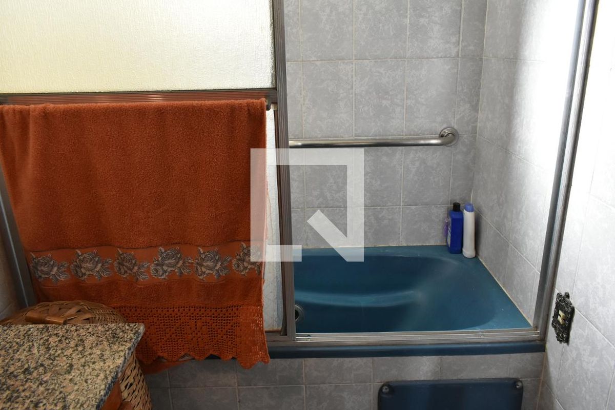 Casa, 3 quartos, 210 m² - Foto 15