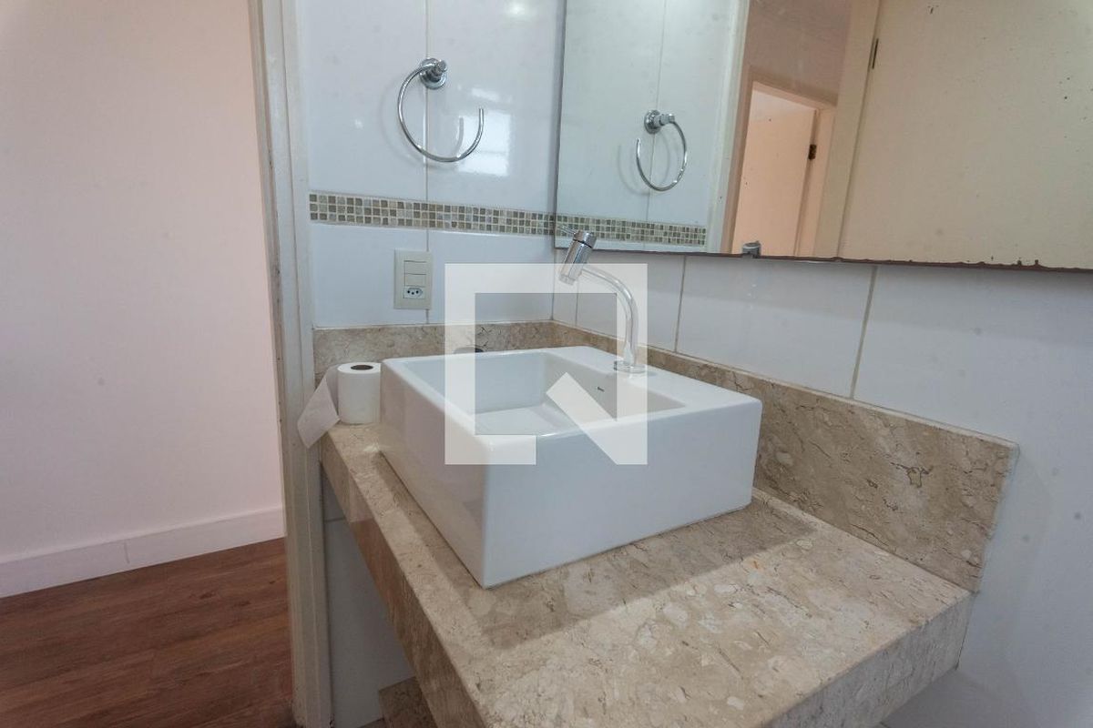 Apartamento à Venda - Jardim do Lago, 3 Quartos,  79 m2 em , Campinas - sp | SoloBR