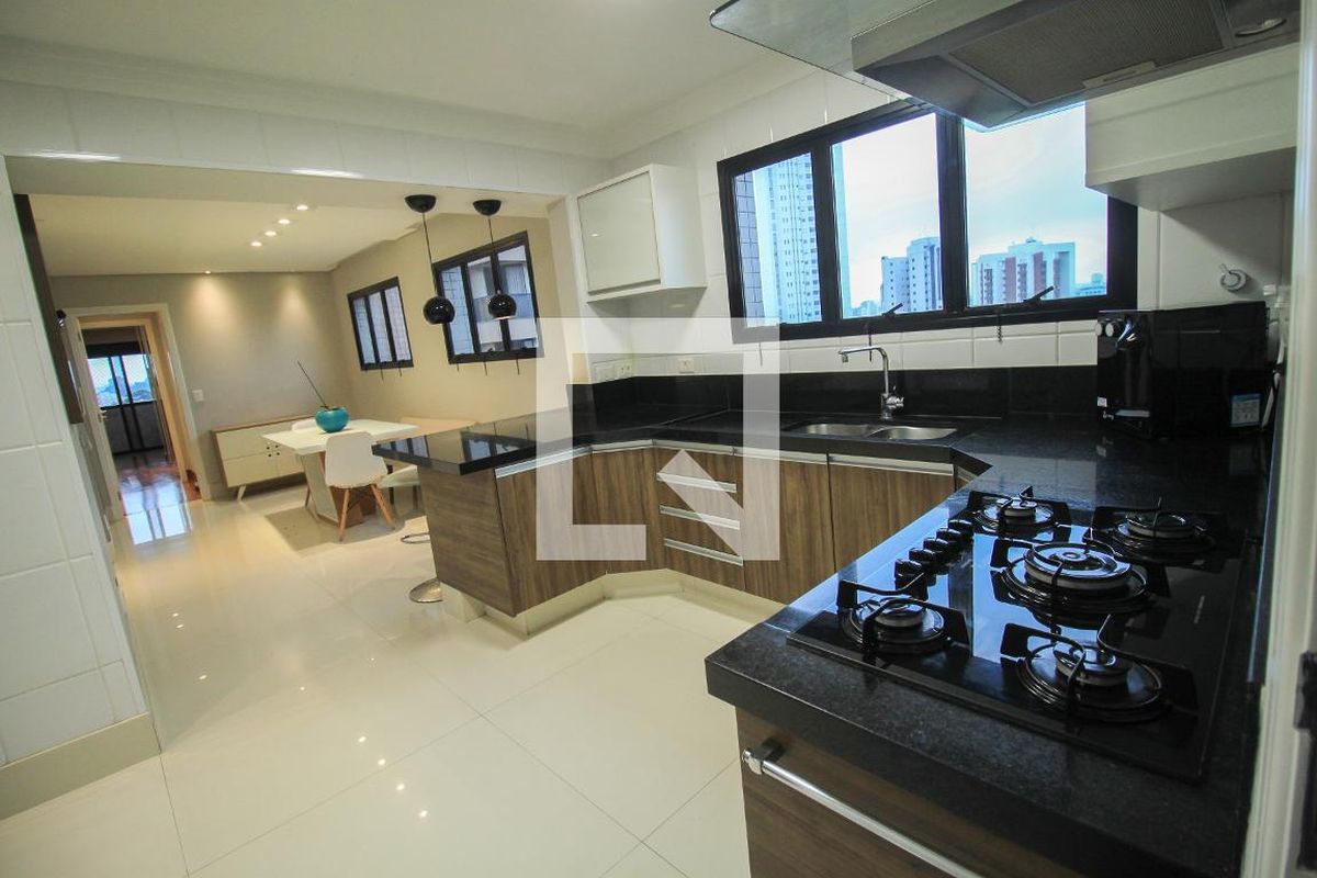 Apartamento, 3 quartos, 193 m² - Foto 52