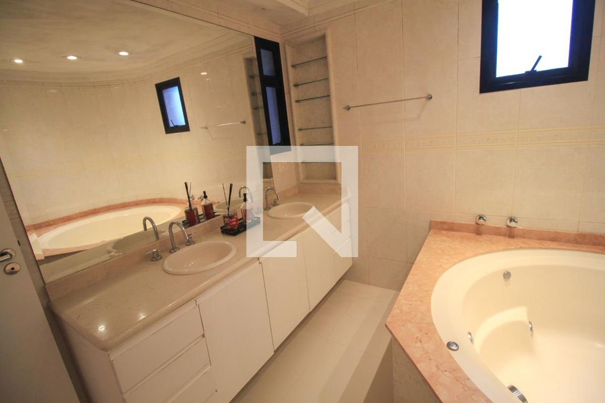 Apartamento, 3 quartos, 193 m² - Foto 29