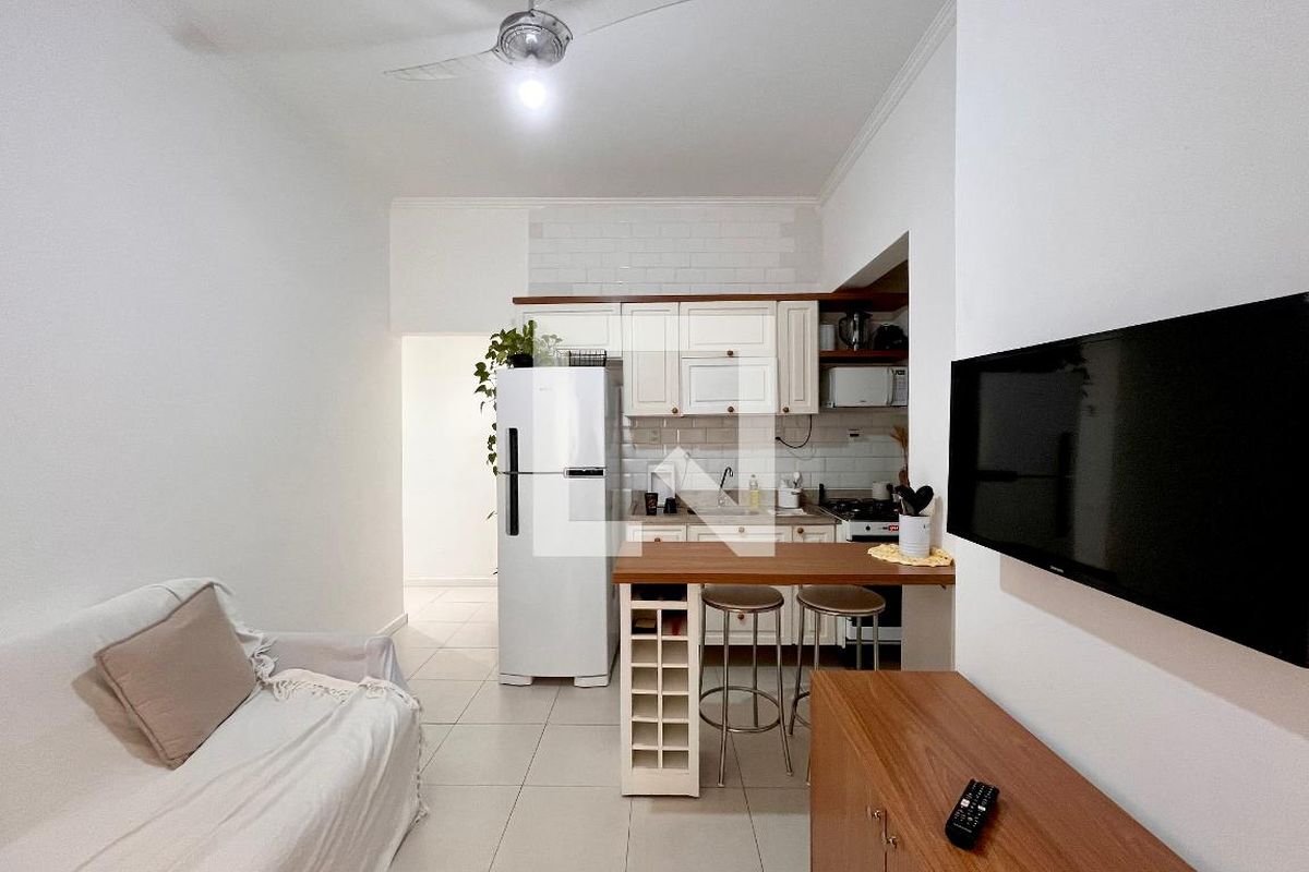 Apartamento, 1 quarto, 37 m² - Foto 1