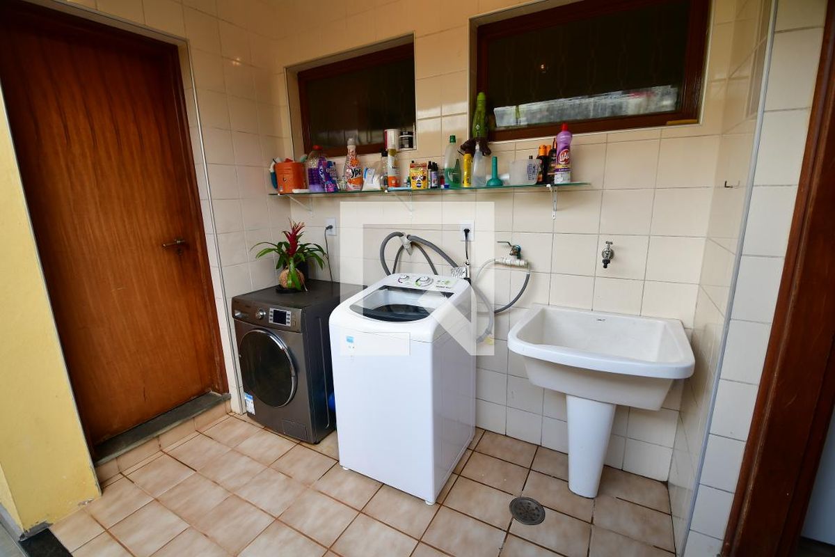 Casa à Venda - Jardim Chapadão, 3 Quartos,  183 m2 em , Campinas - sp | SoloBR
