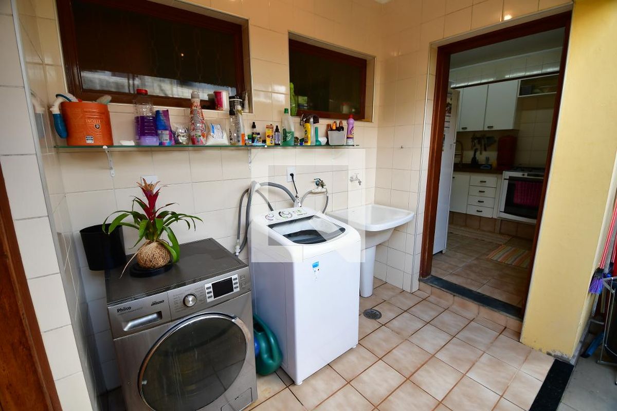 Casa à Venda - Jardim Chapadão, 3 Quartos,  183 m2 em , Campinas - sp | SoloBR
