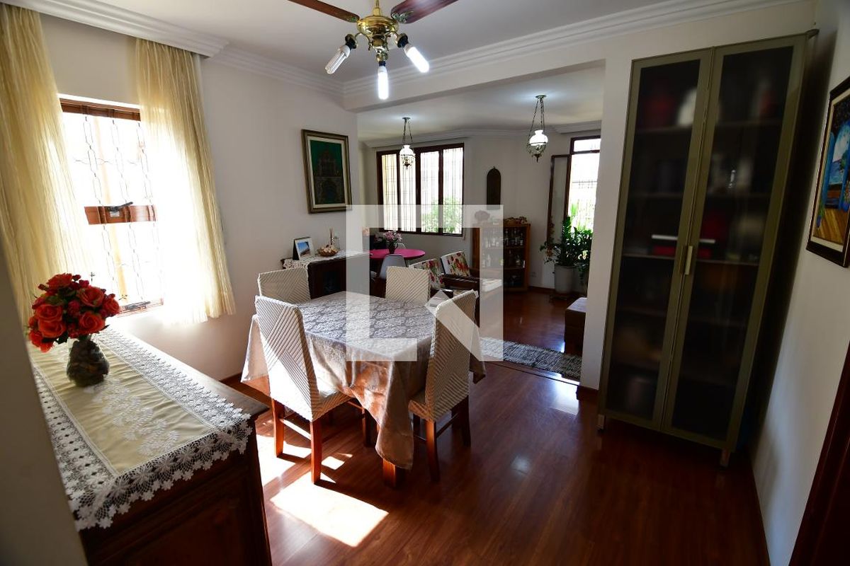 Casa à Venda - Jardim Chapadão, 3 Quartos,  183 m2 em , Campinas - sp | SoloBR