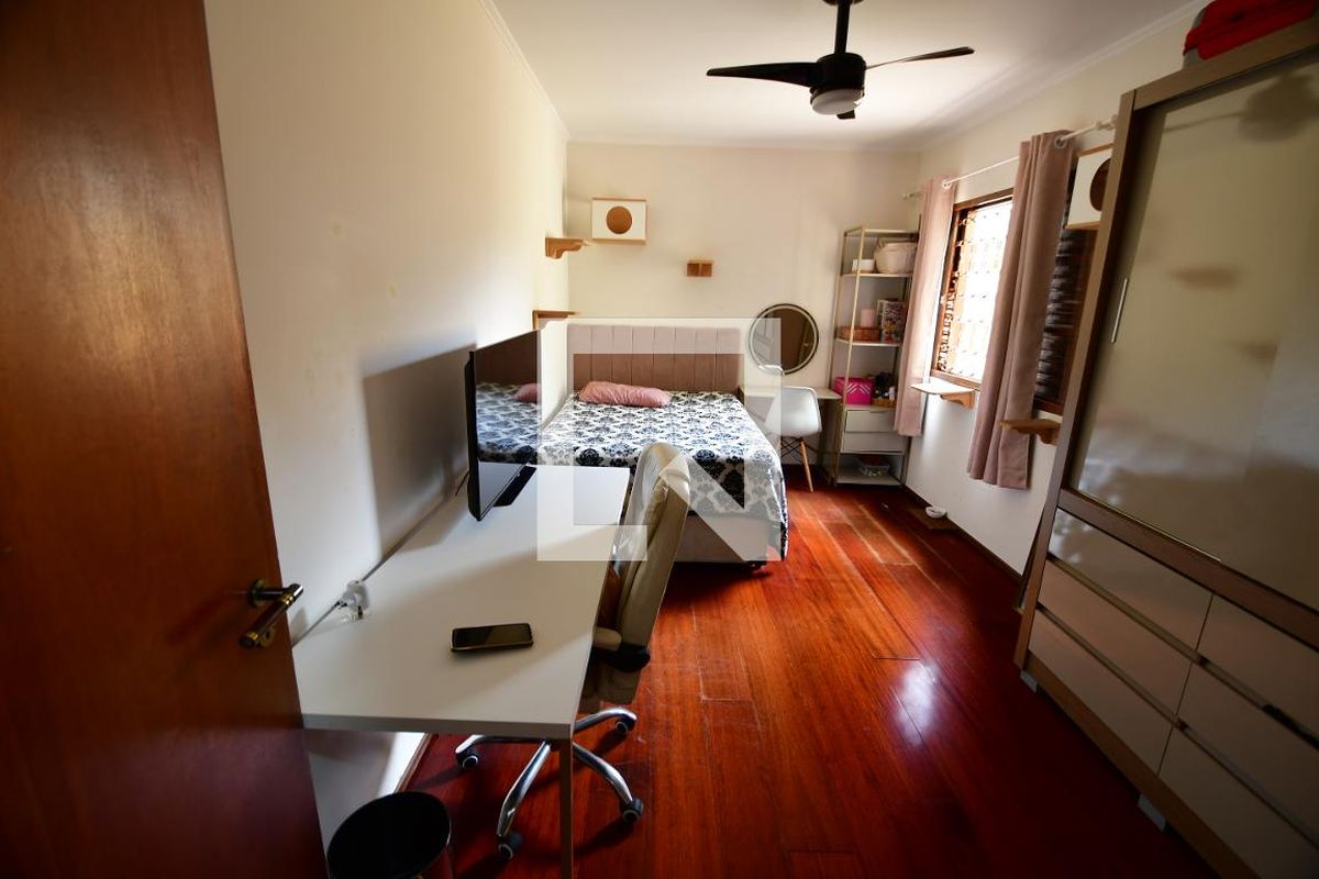 Casa à Venda - Jardim Chapadão, 3 Quartos,  183 m2 em , Campinas - sp | SoloBR