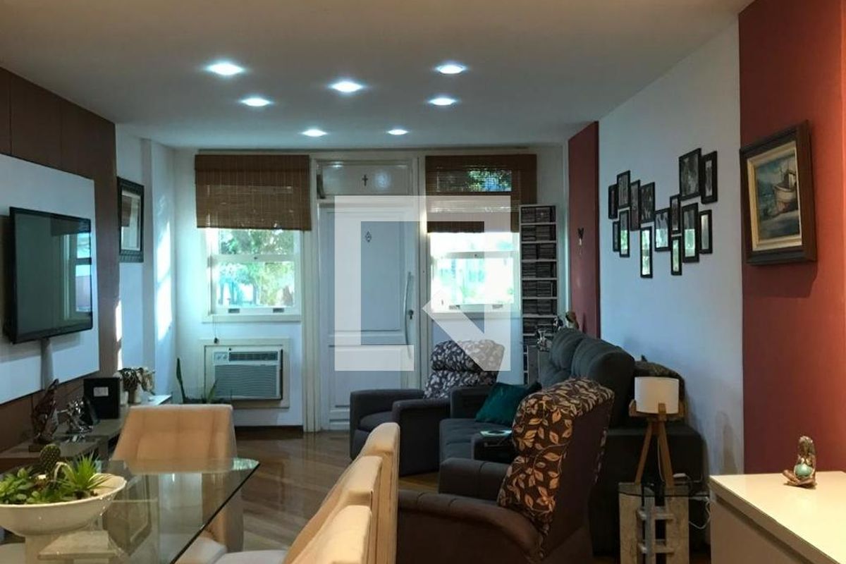 Casa, 4 quartos, 212 m² - Foto 2