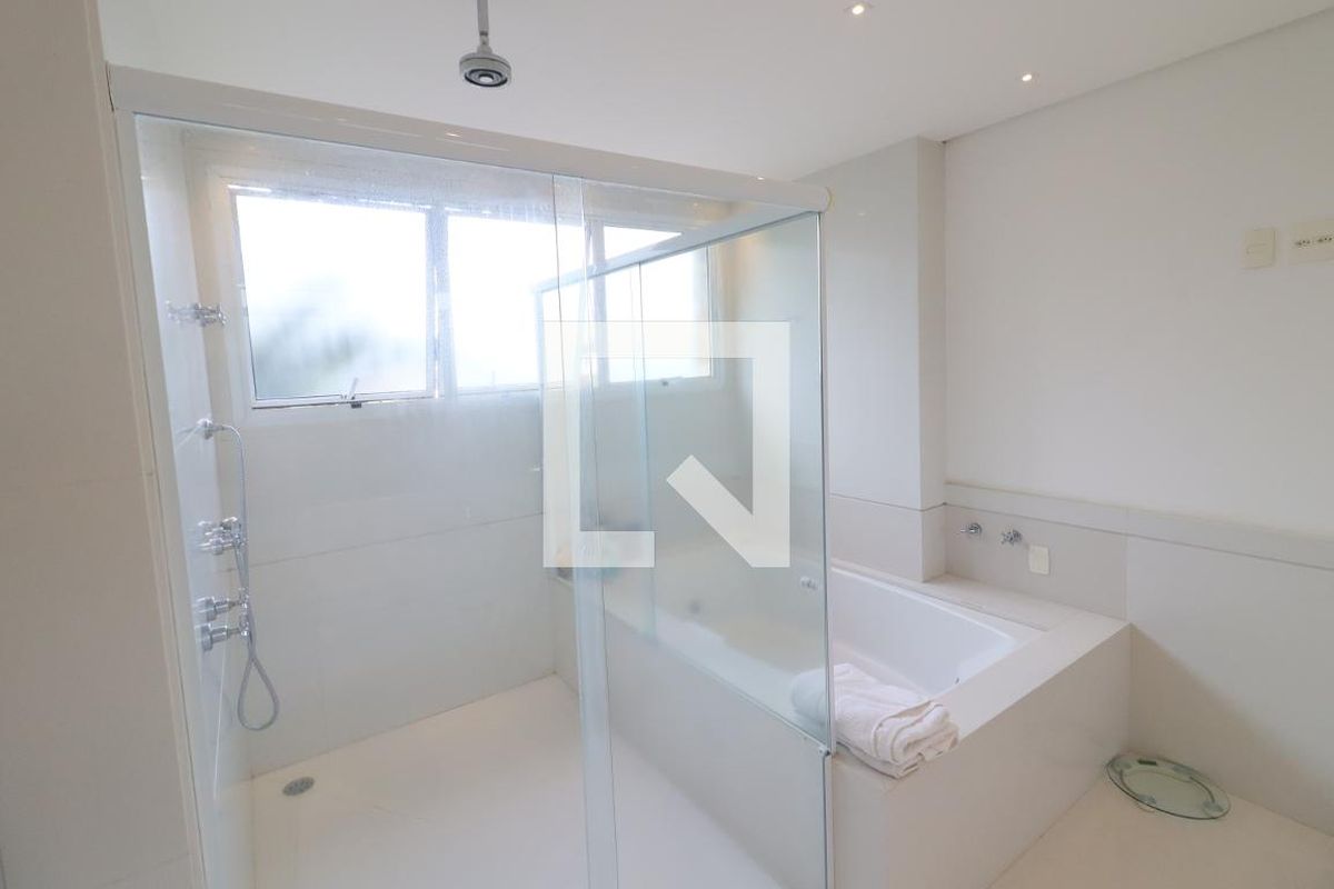 Casa, 4 quartos, 750 m² - Foto 39