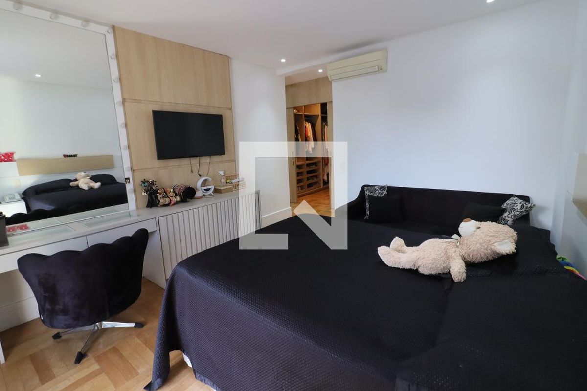 Casa, 4 quartos, 750 m² - Foto 51