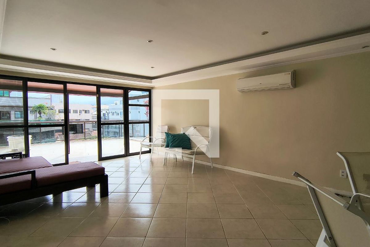 Apartamento, 3 quartos, 380 m² - Foto 1