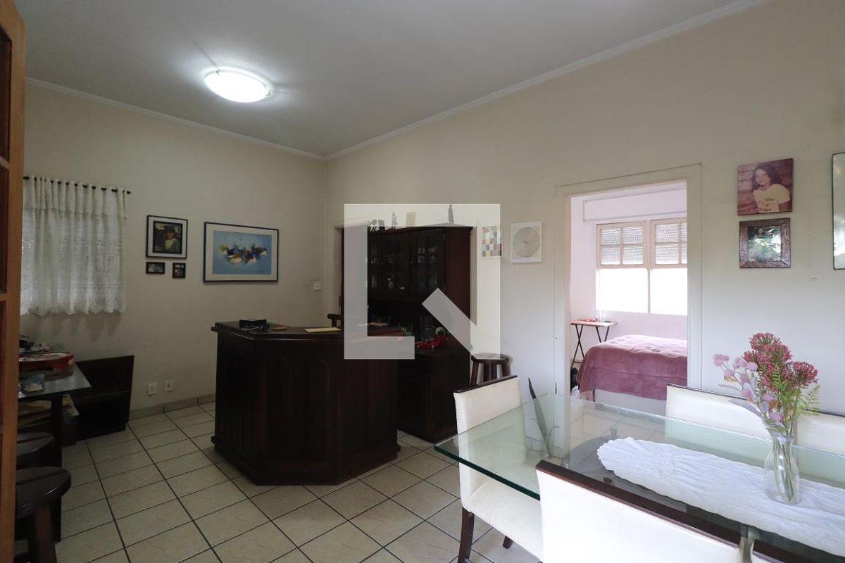 Casa, 3 quartos, 415 m² - Foto 1