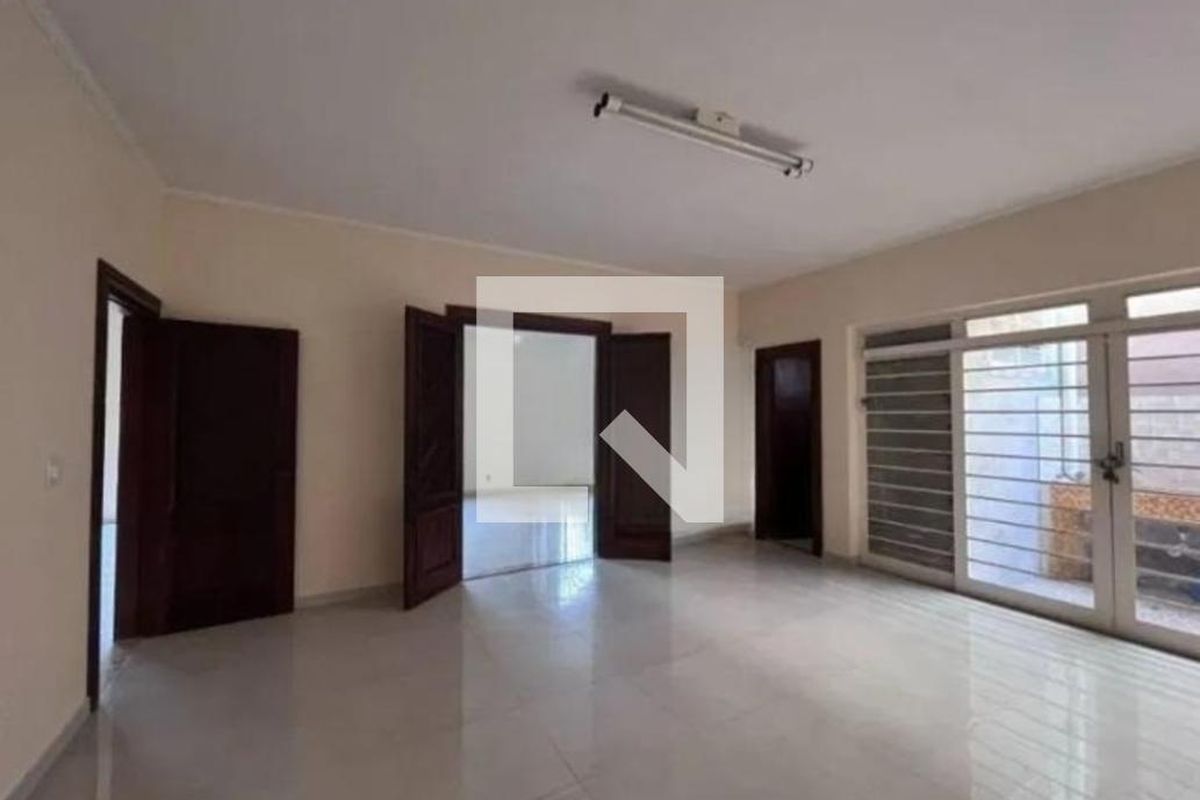 Casa à Venda - Taquaral, 4 Quartos,  450 m2 em , Campinas - sp | SoloBR