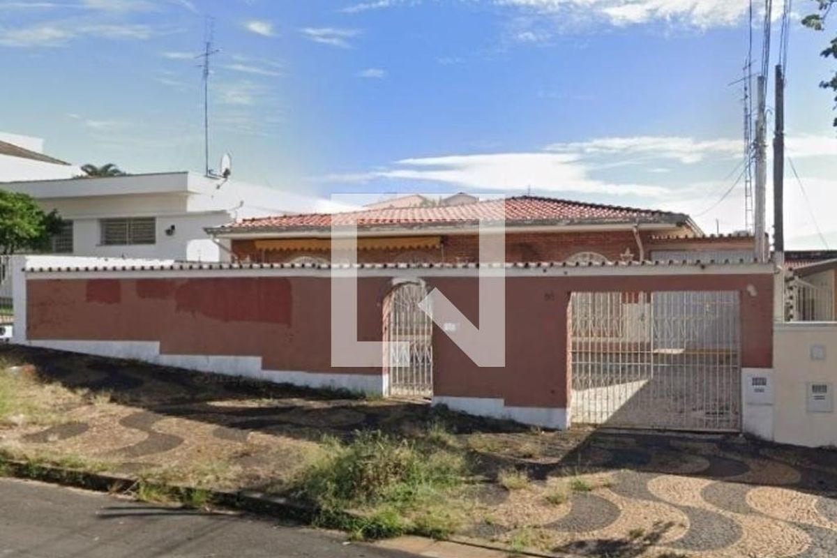 Casa à Venda - Taquaral, 4 Quartos,  450 m2 em , Campinas - sp | SoloBR