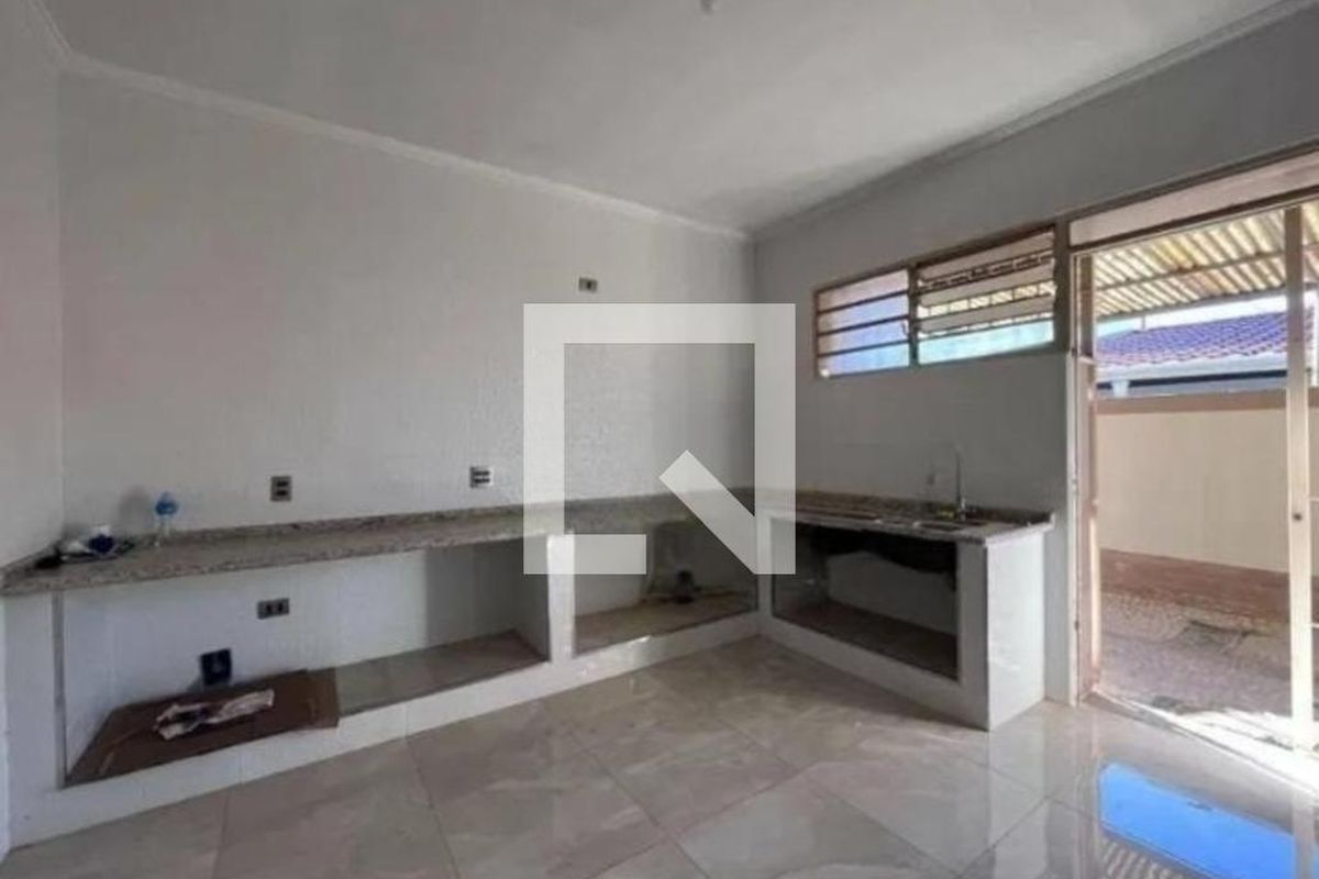 Casa à Venda - Taquaral, 4 Quartos,  450 m2 em , Campinas - sp | SoloBR