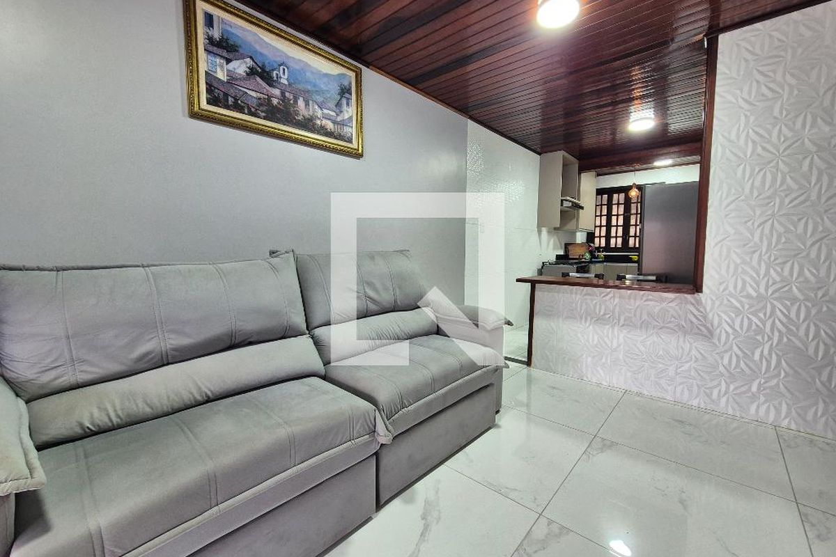 Casa, 2 quartos, 57 m² - Foto 1