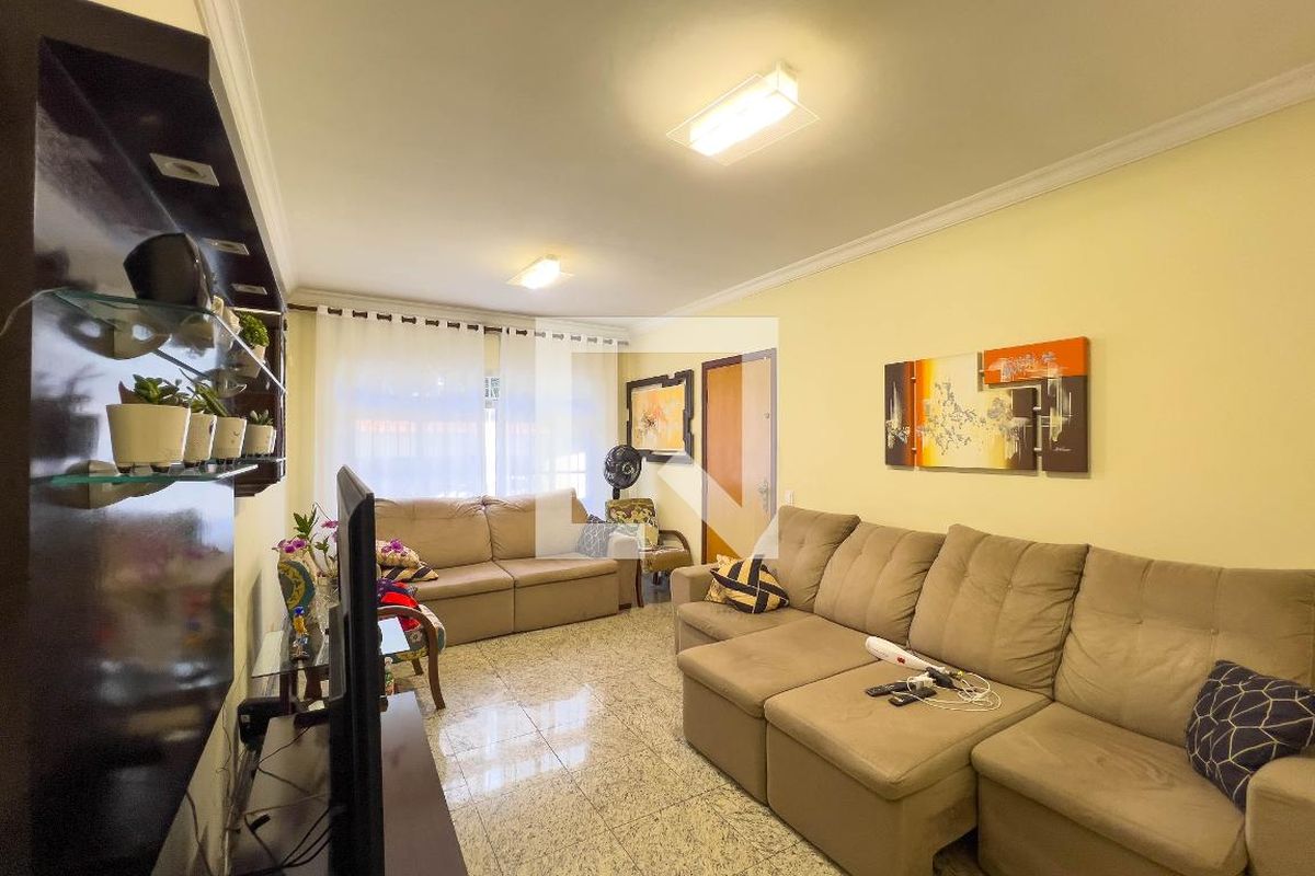 Casa, 3 quartos, 200 m² - Foto 1
