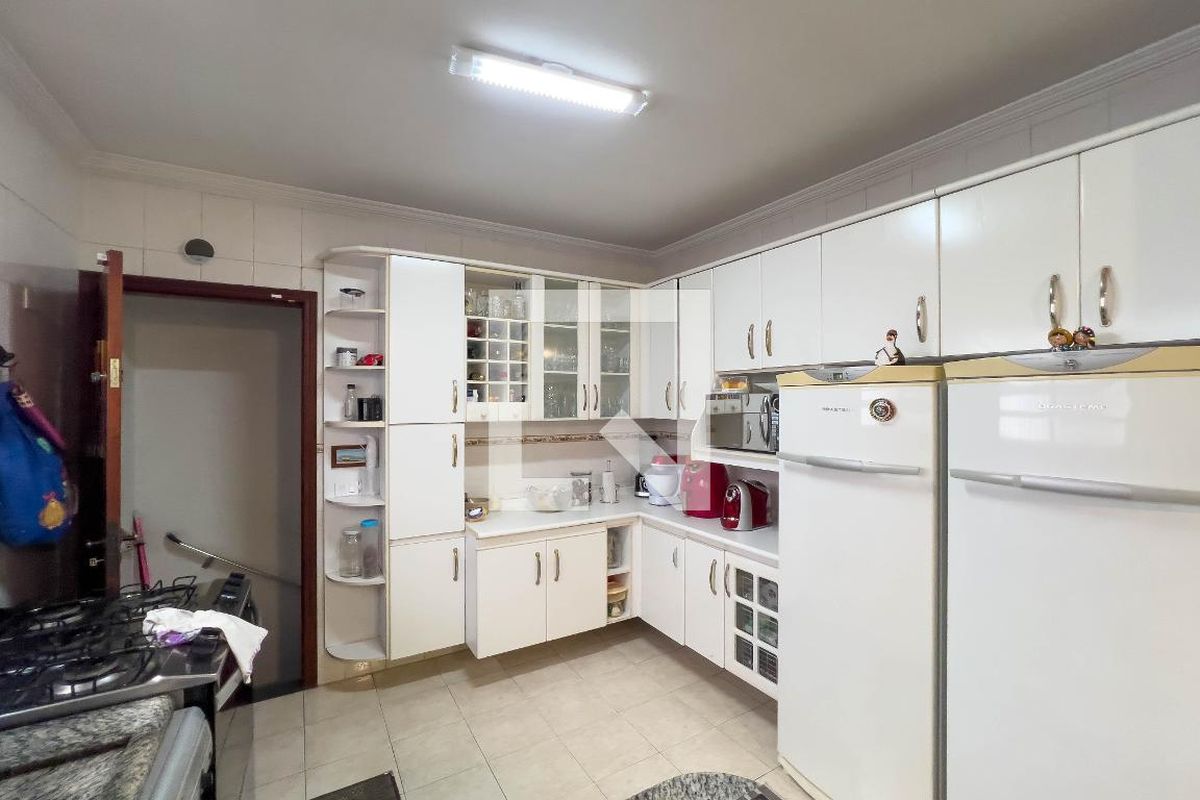 Casa, 3 quartos, 200 m² - Foto 32