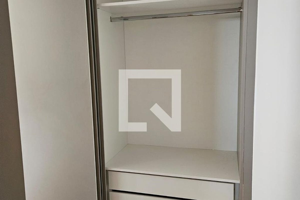Apartamento à Venda - Centro, 2 Quartos,  99 m2 em , Campinas - sp | SoloBR