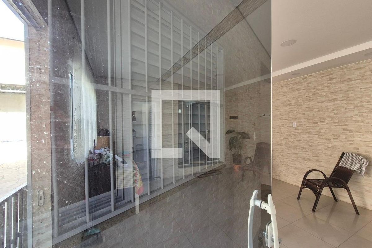 Casa à Venda - Jardim do Lago, 4 Quartos,  400 m2 em , Campinas - sp | SoloBR
