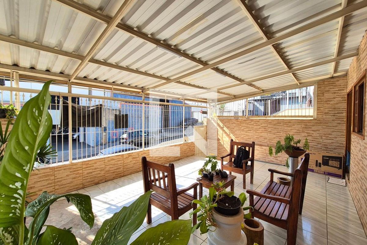 Casa à Venda - Jardim do Lago, 4 Quartos,  400 m2 em , Campinas - sp | SoloBR